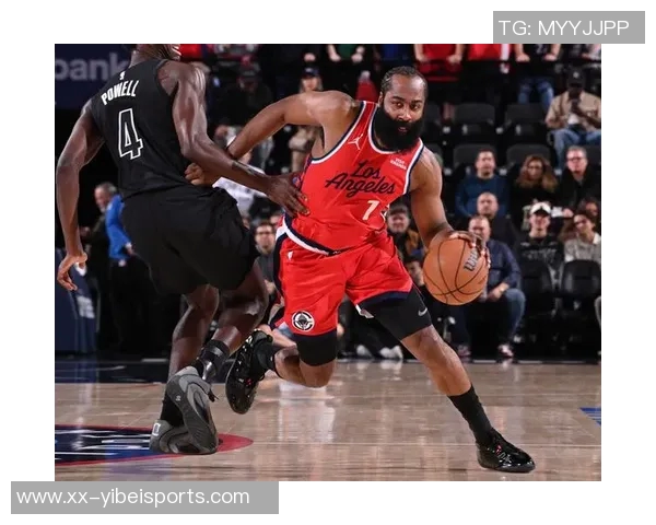 近18场比赛15场胜利登卡体系助快船重回巅峰之路 近18场比赛15场胜利登卡体系助快船重回巅峰之路